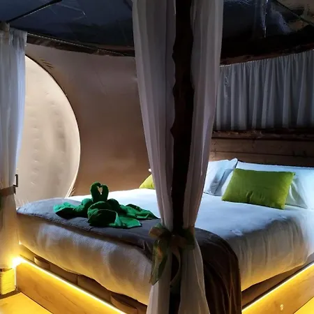 Luxury Bubble Retreat With Private Jacuzzi & Night Sky Views In Segovia, Spain Lyxtält Munoveros